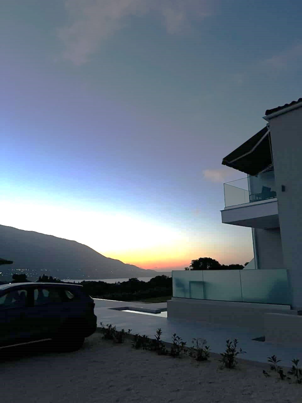 Aris Residence